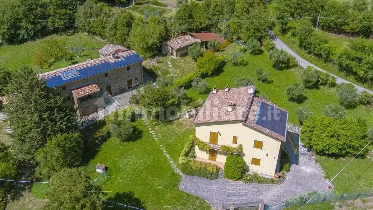 Rustico - Casale in vendita a Città di Castello