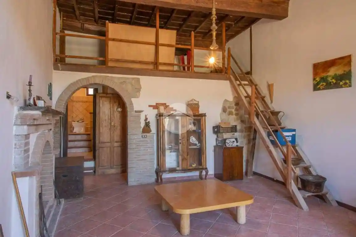 Casa indipendente in vendita a Tarano