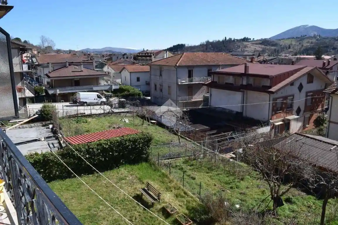 Trilocale via dei gelsi 14, Centro, Tagliacozzo - foto 2