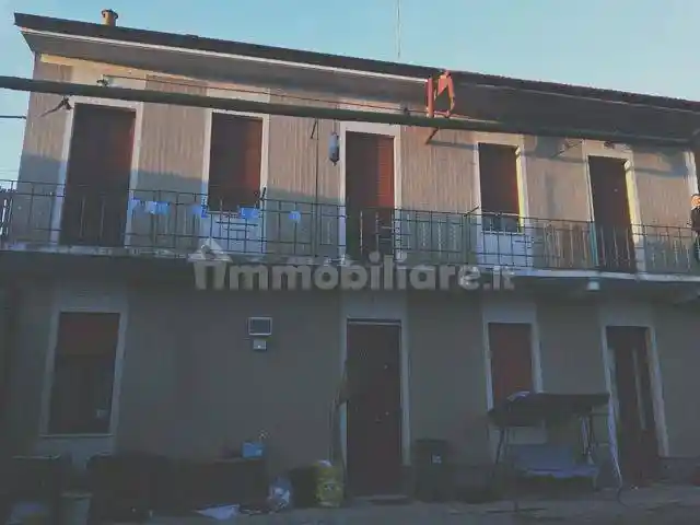 Appartamento in vendita a Cardano al Campo