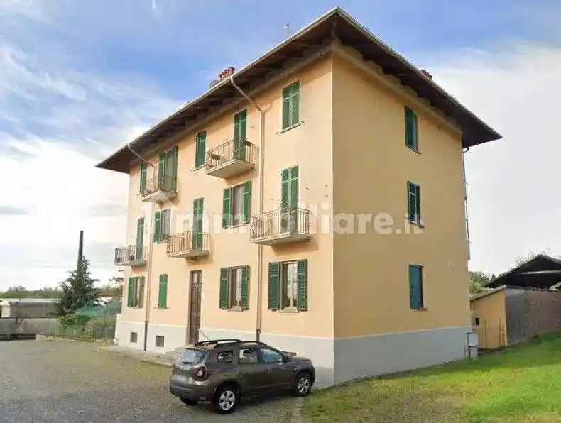 Appartamento in affitto a Biella