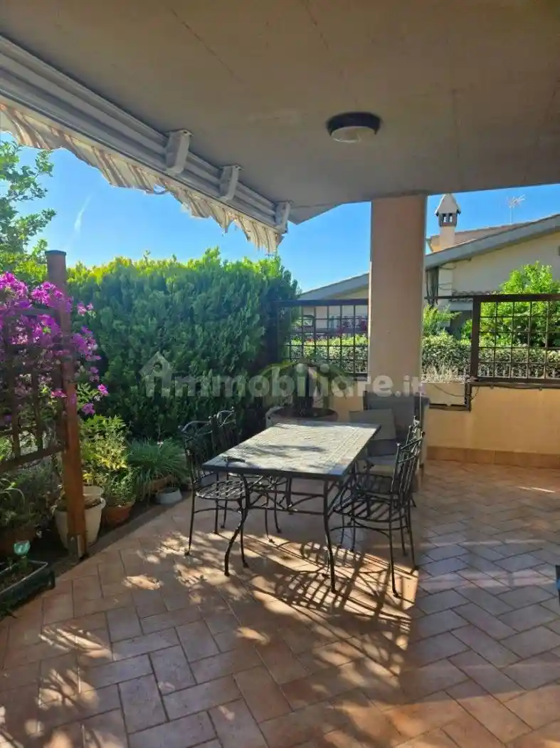 Villetta a schiera in vendita a Ciampino