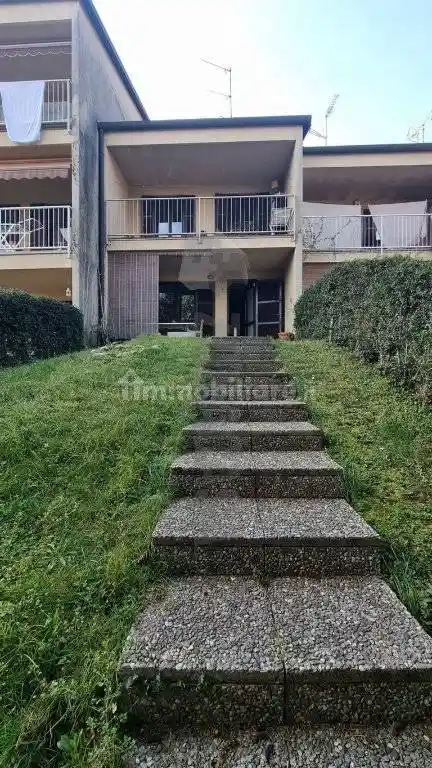 Villetta a schiera in vendita a Vergiate