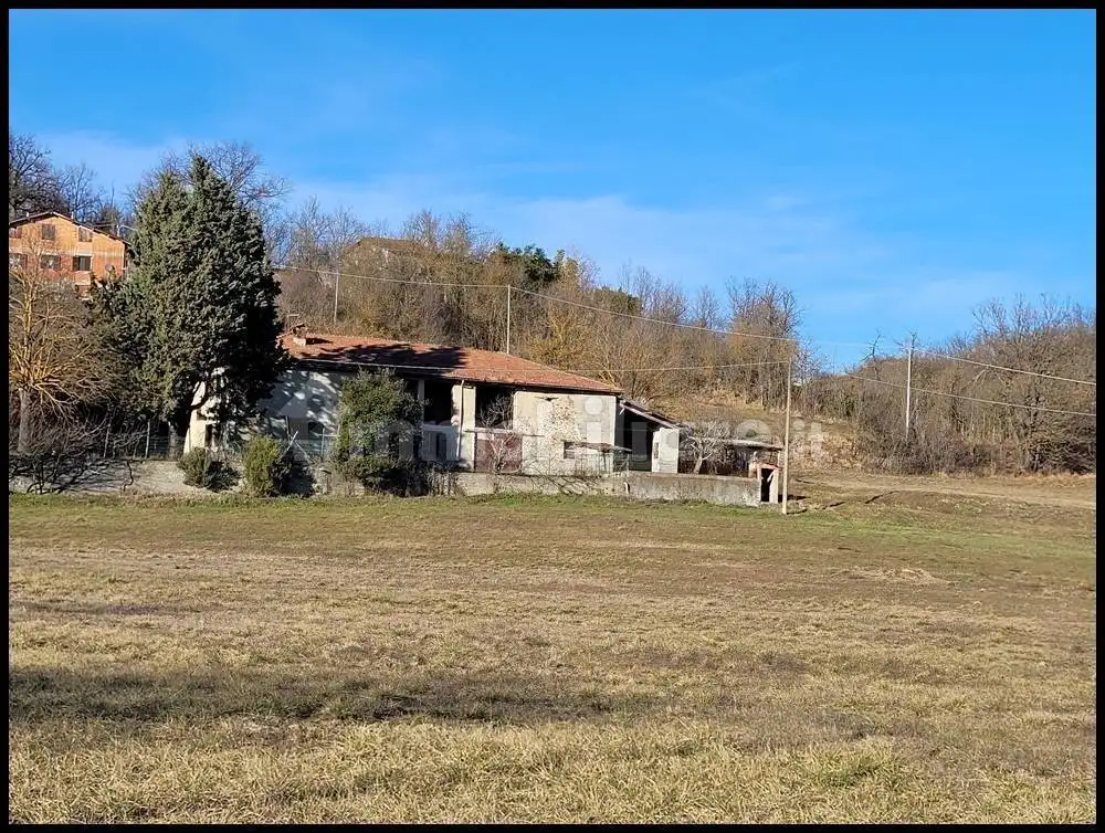 Casa indipendente in vendita a Pareto