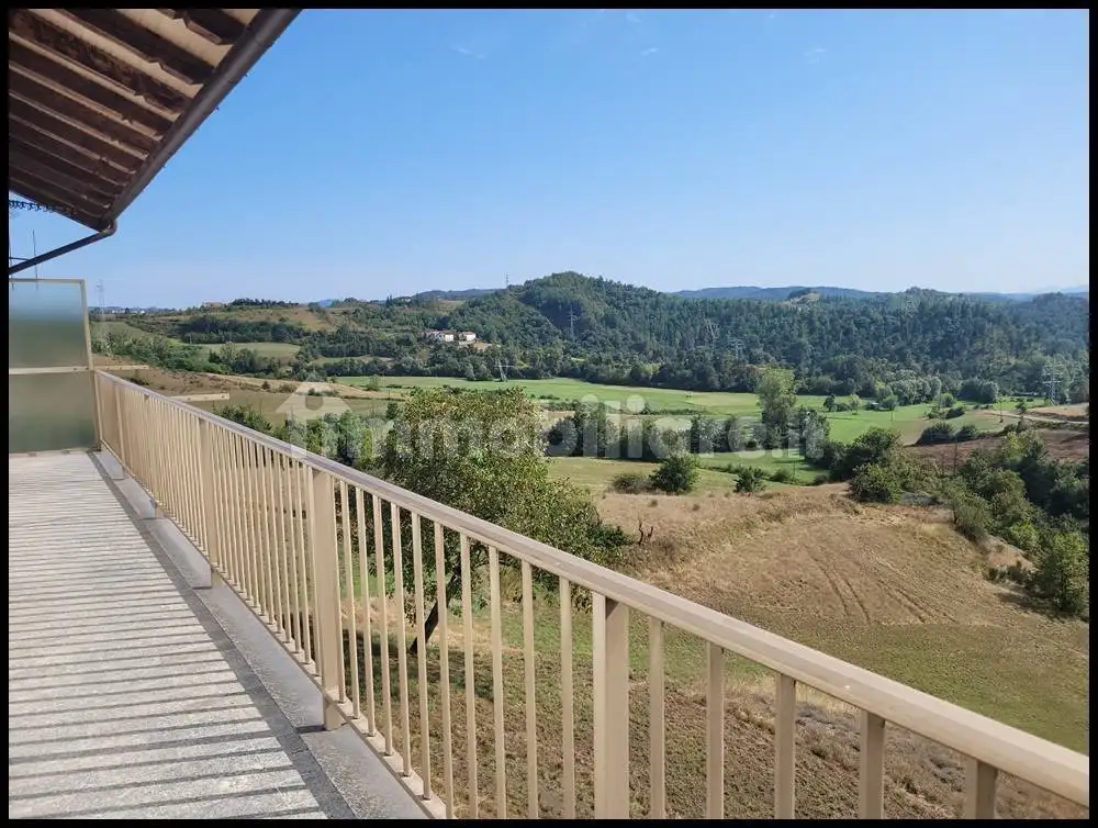 Casa indipendente in vendita a Pareto