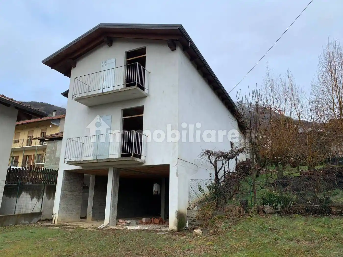 Villa in vendita a Rubiana