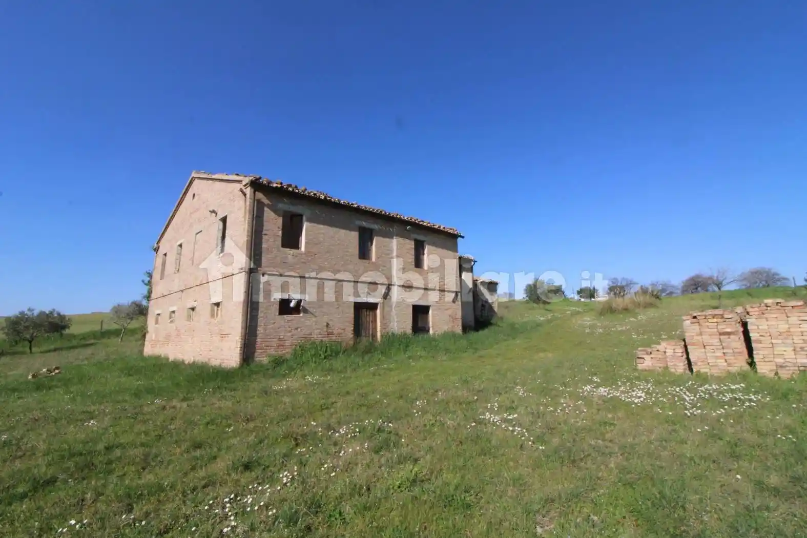 Rustico - Casale in vendita a Maiolati Spontini