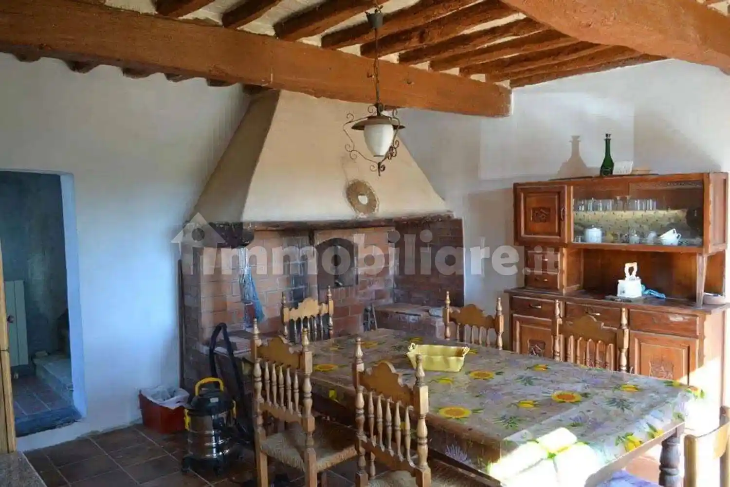 Villa in vendita a Terricciola