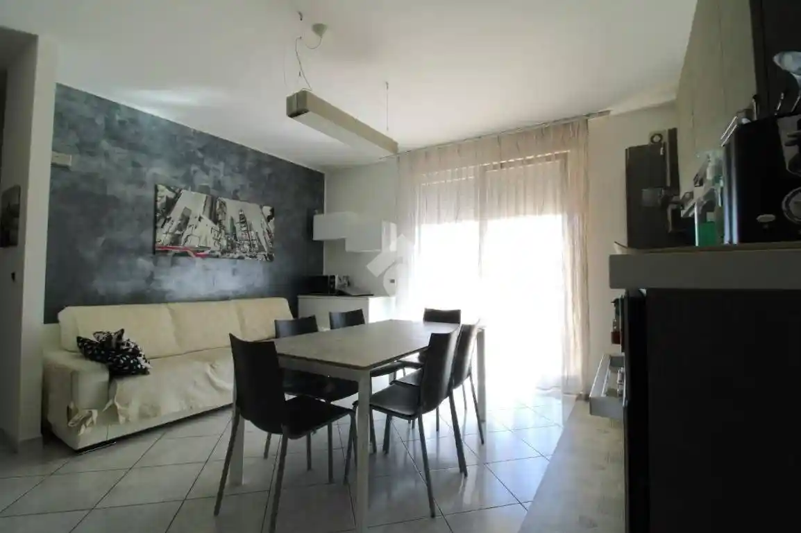 Trilocale via Duca Degli Abruzzi 54, Centro, San Salvo - foto 2