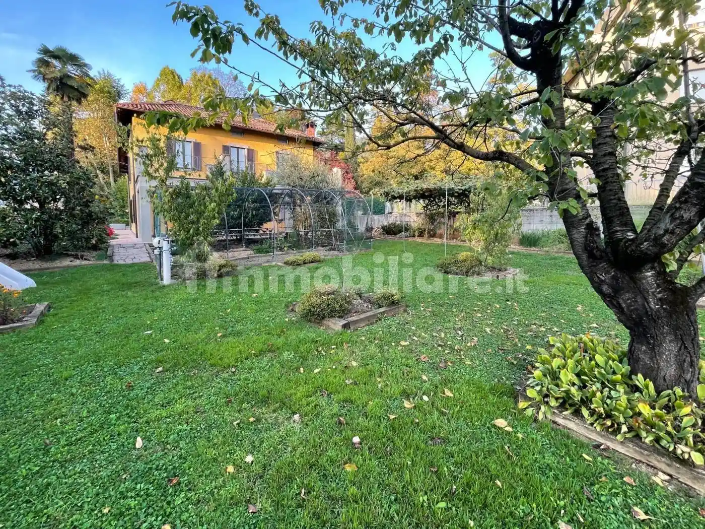 Villa in vendita a Alzano Lombardo