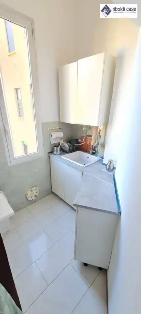 Trilocale buono stato, quarto piano, Porta Romana - Medaglie d'Oro, Milano - foto 2