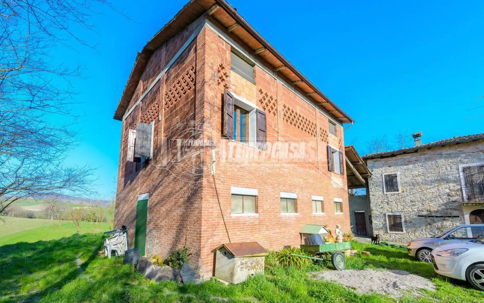 Casa indipendente in vendita a Viano