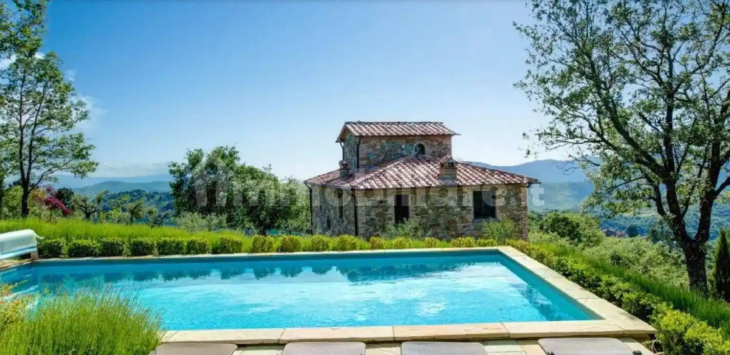 Rustico - Casale in vendita a Umbertide