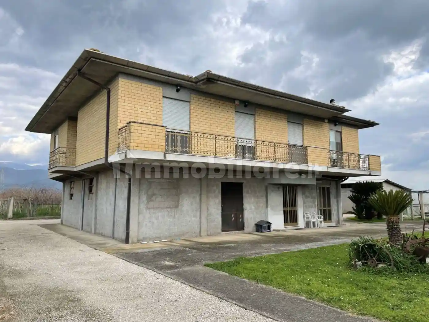 Casa indipendente in vendita a Latina