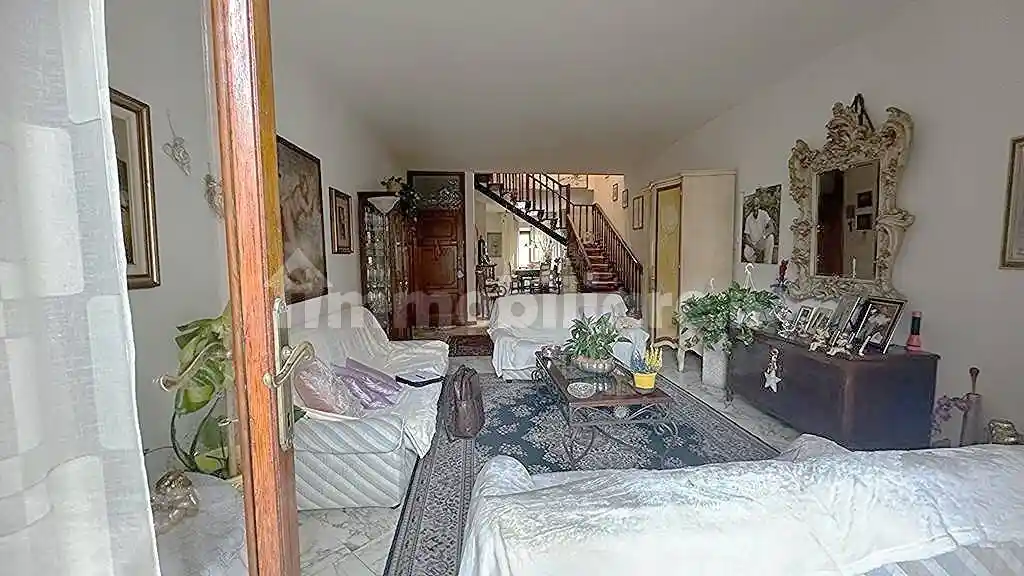 Casa indipendente in vendita a Pisa