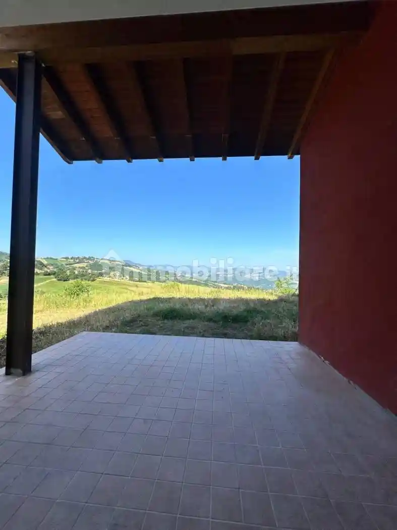 Trilocale nuovo, su più livelli, Canossa - foto 2