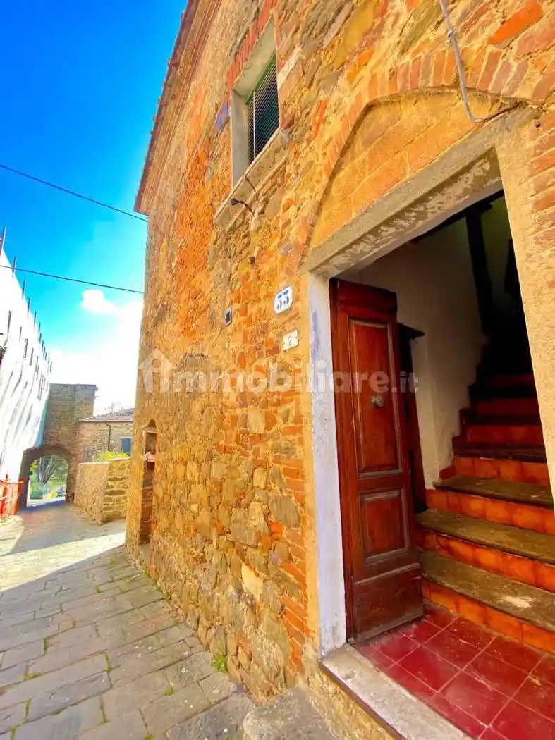 Appartamento in vendita a Sinalunga