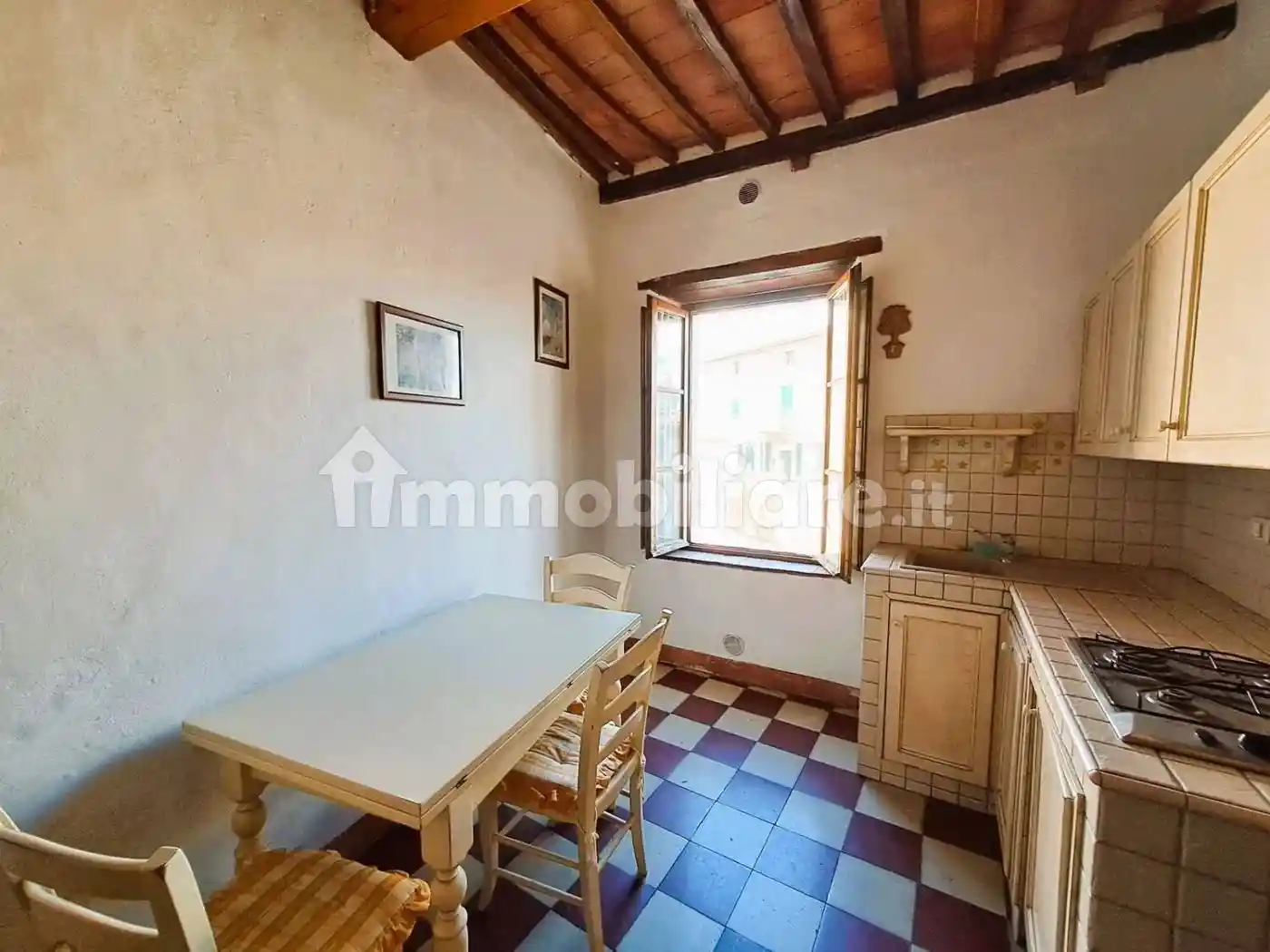 Appartamento in vendita a Castelnuovo Berardenga