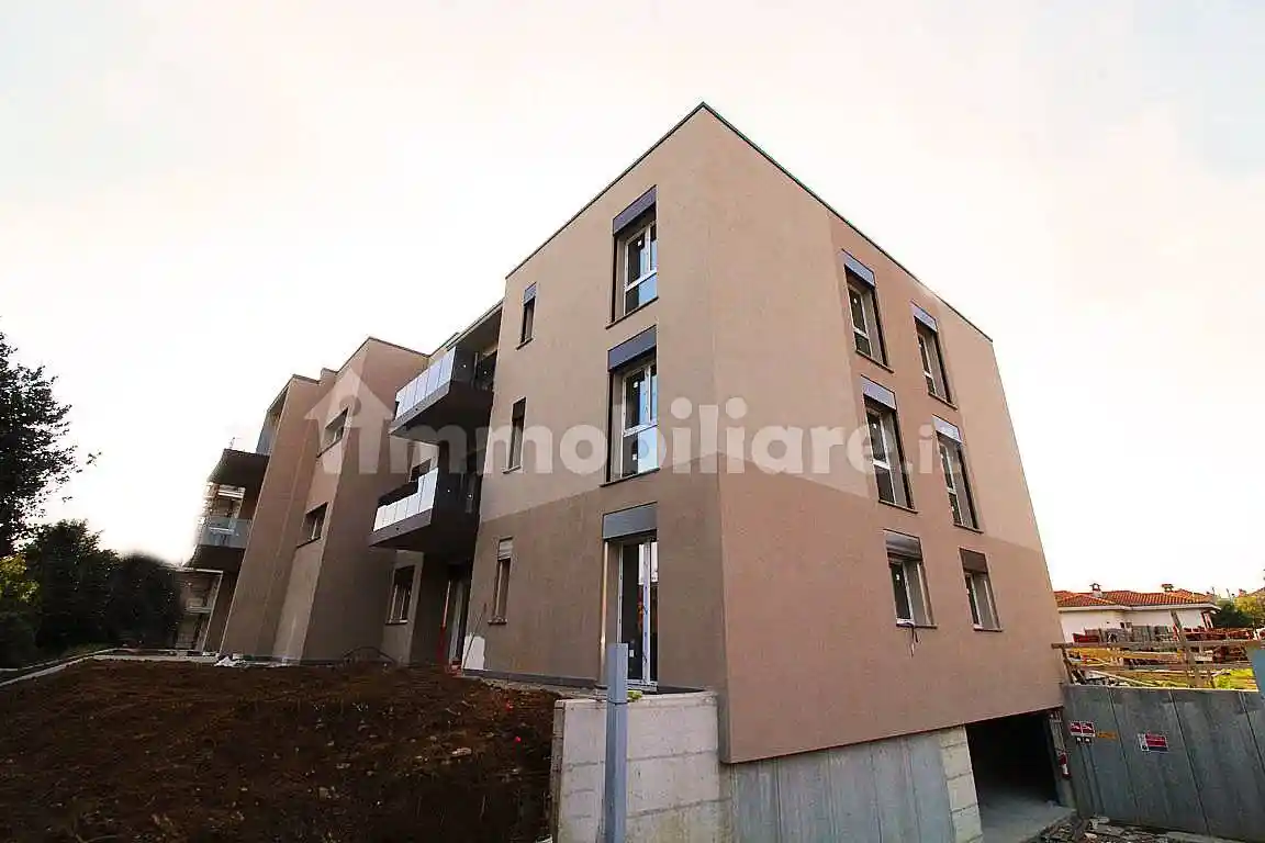 Appartamento in vendita a Lomazzo