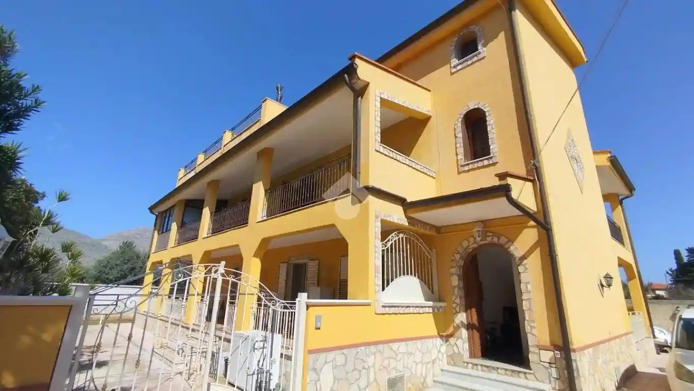 Appartamento in vendita a Palermo