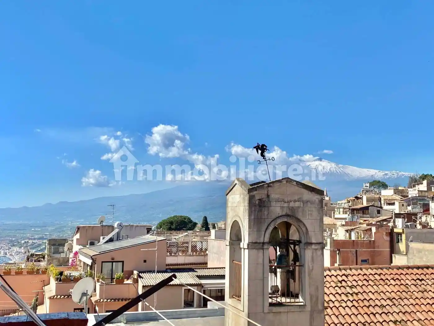 Palazzo - Edificio in vendita a Taormina
