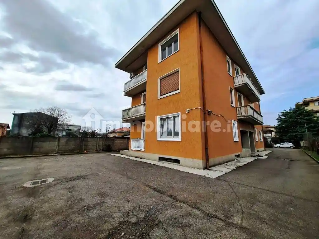 Appartamento in vendita a Rescaldina