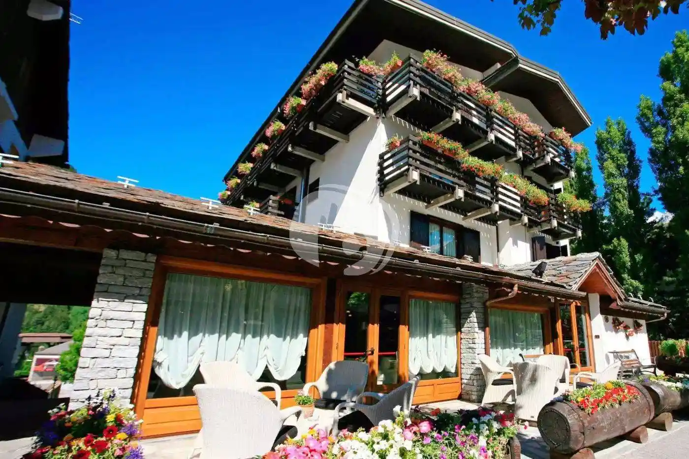 Appartamento in vendita a Courmayeur