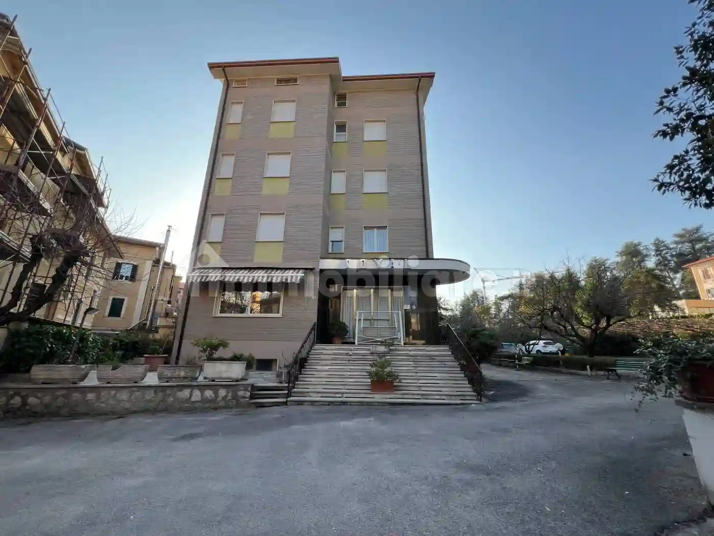 Palazzo - Edificio - foto 2