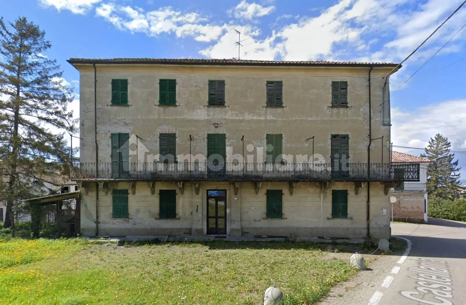 Rustico - Casale in vendita a Carezzano