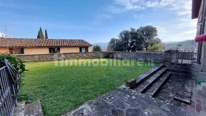 Casa indipendente in vendita a Arezzo