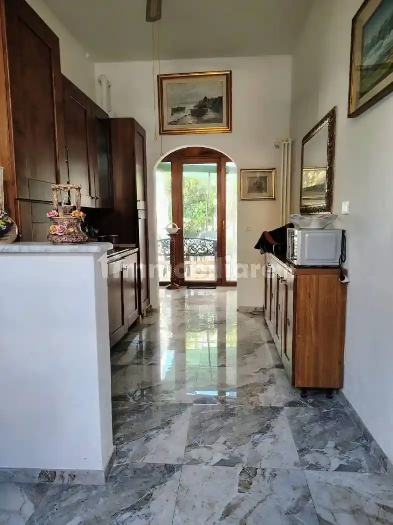 Villetta a schiera in vendita a Carrara