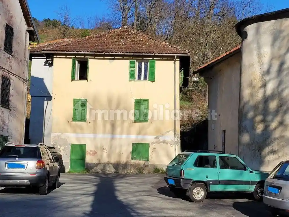 Casa indipendente in vendita a Urbe