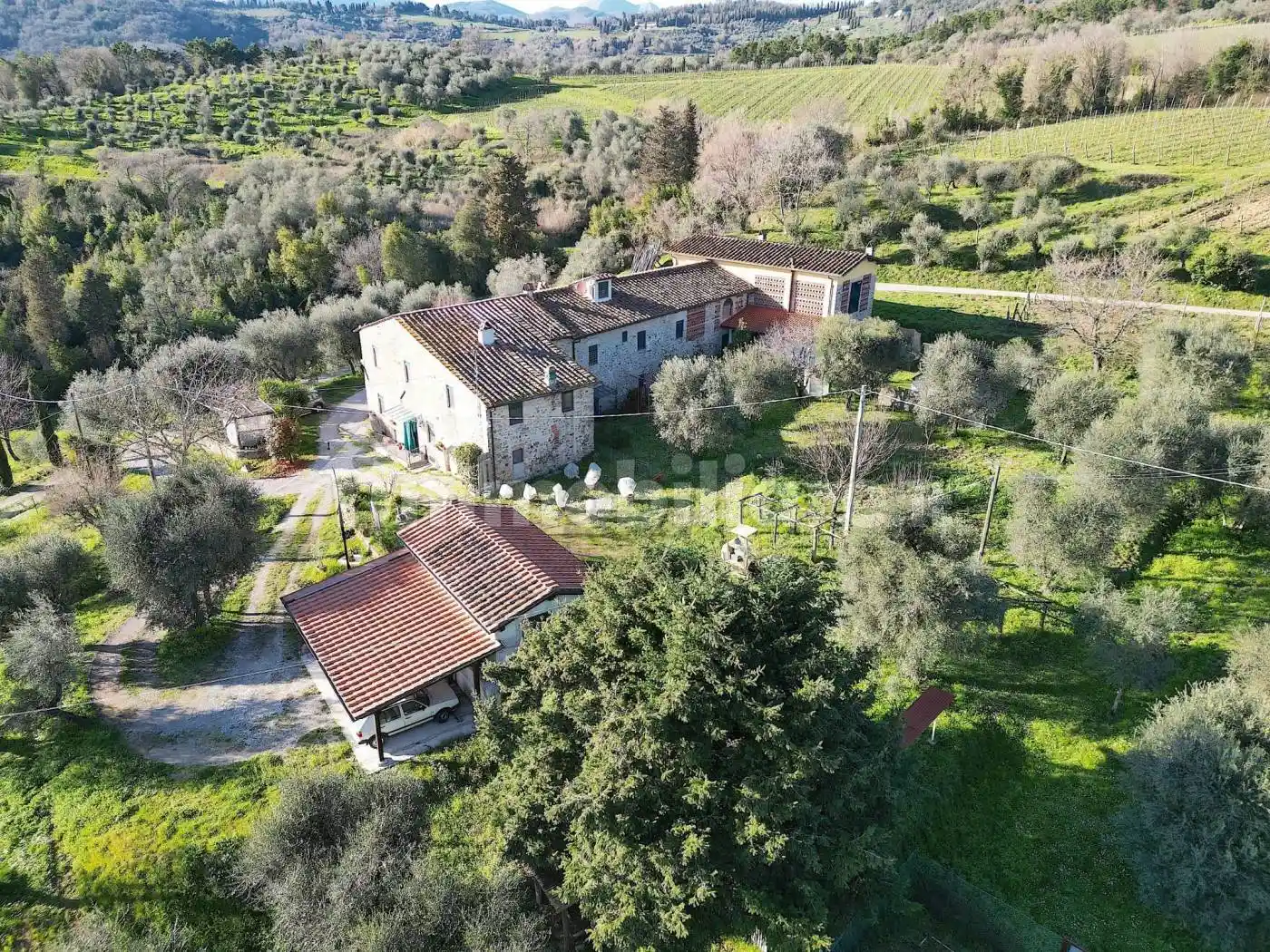 Rustico - Casale in vendita a Lucca