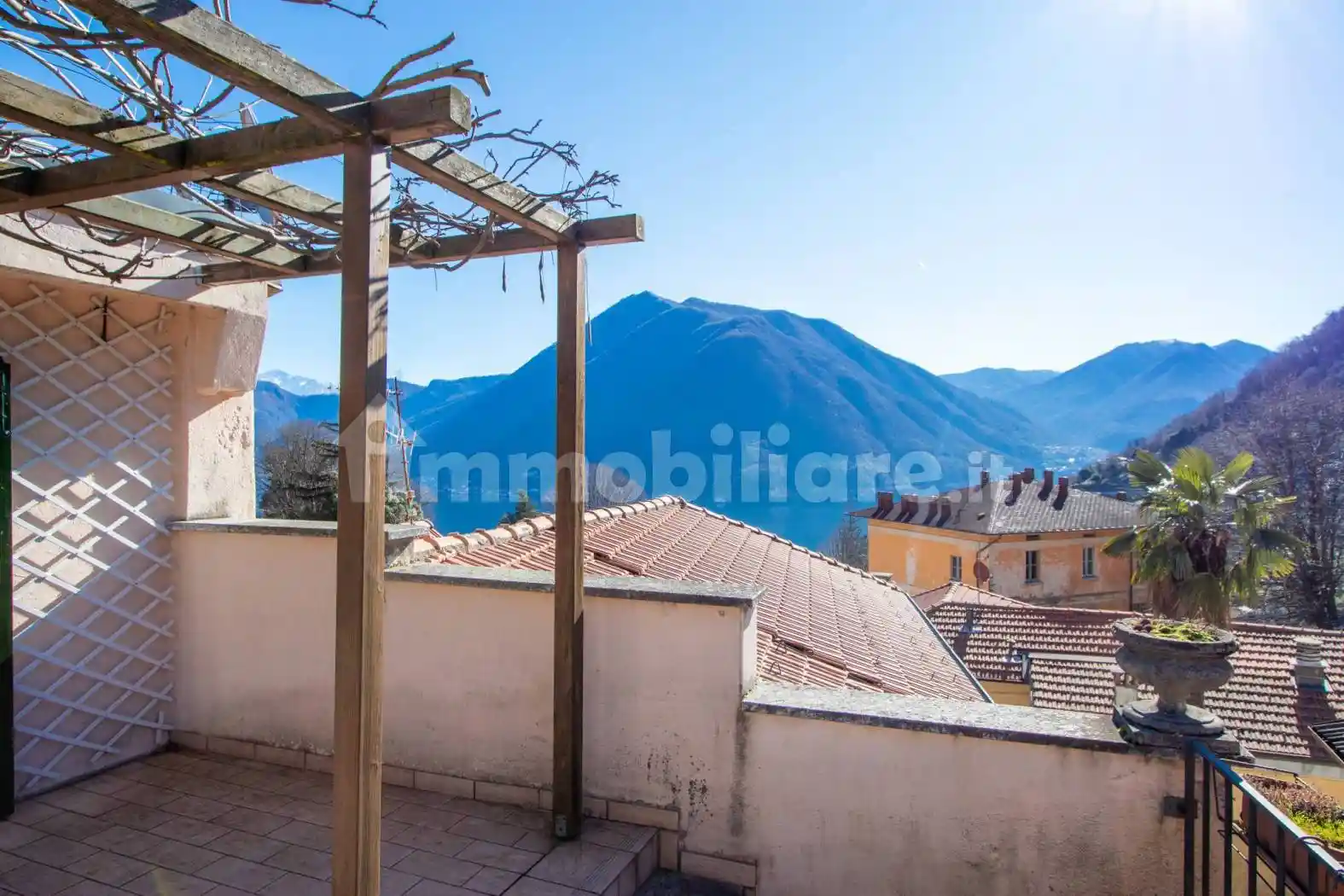 Villa in vendita a Argegno