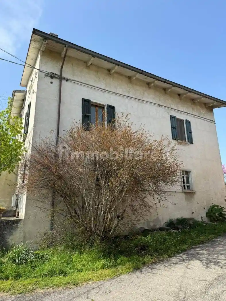Terratetto unifamiliare Località Monte, Varano de' Melegari - foto 2