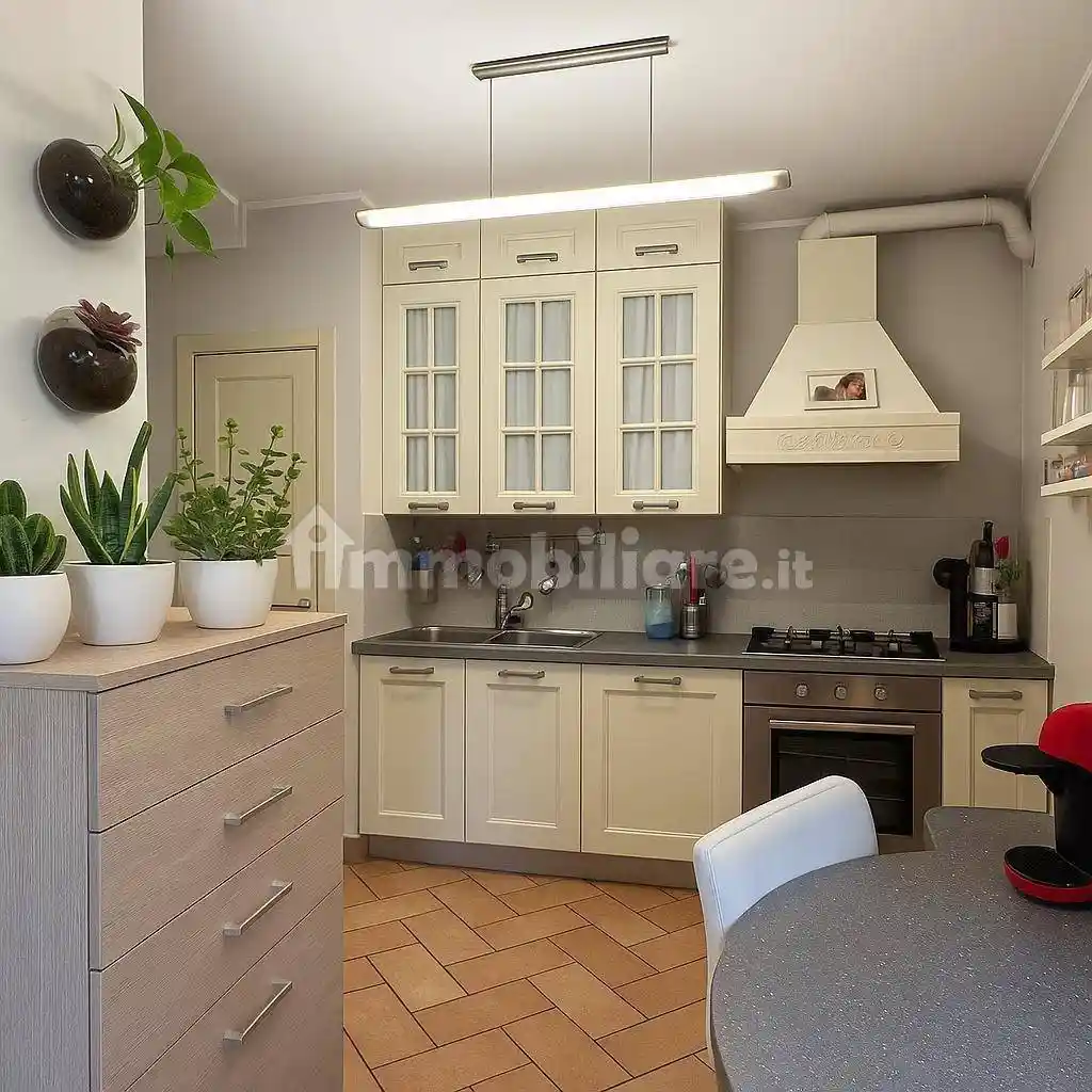 Trilocale via canonichetti 40, Zona Nuova, Assisi - foto 5