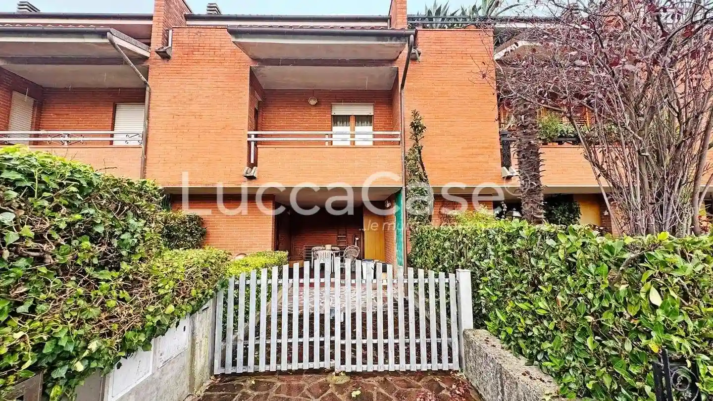 Villetta a schiera - foto 2