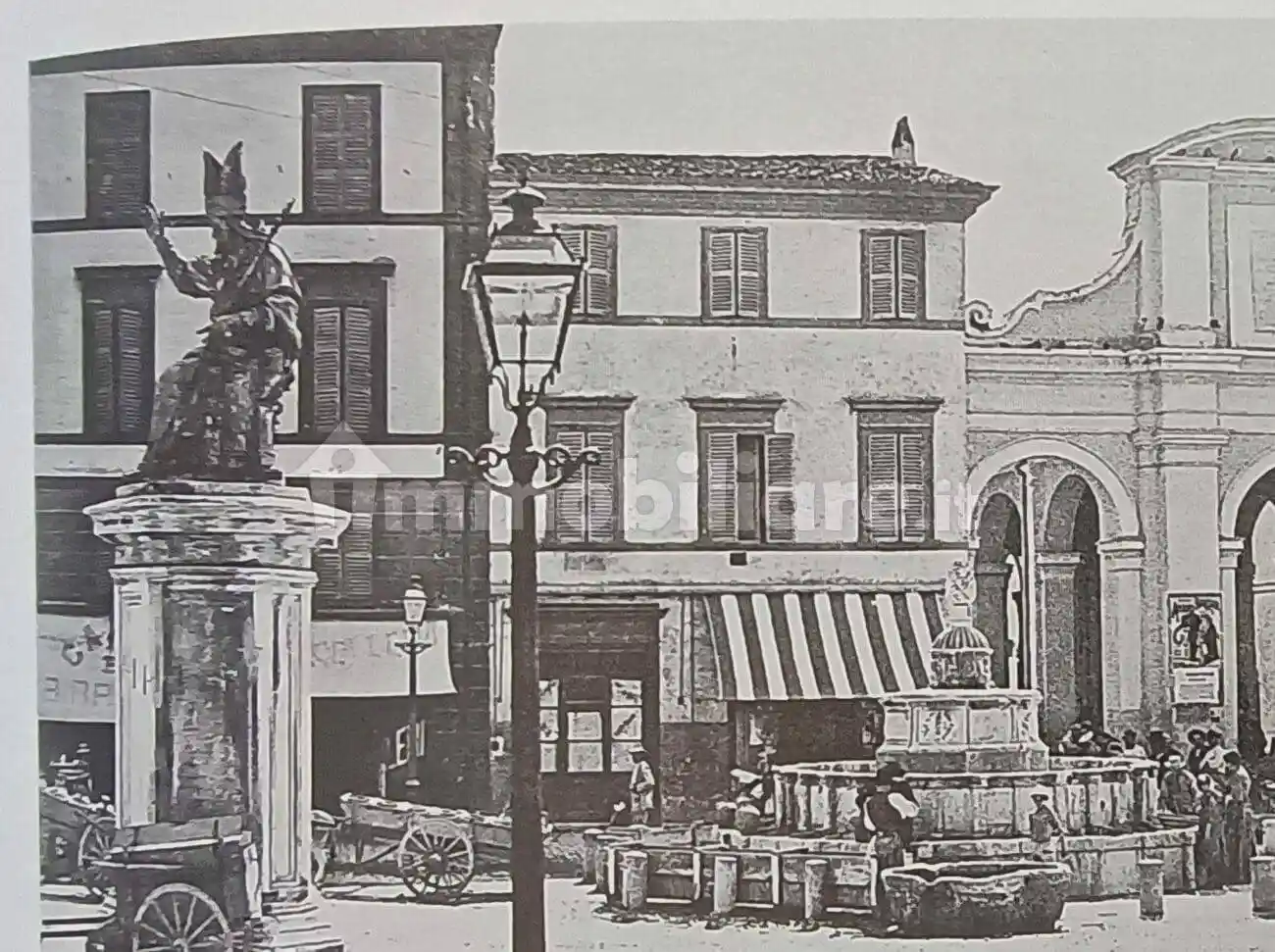 Palazzo - Edificio in vendita a Rimini