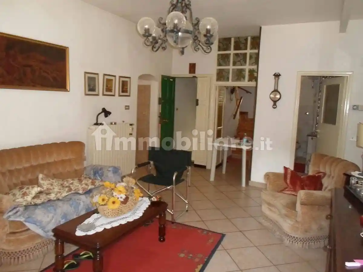 Appartamento via Borgo Vecchio, Centro, Tagliacozzo - foto 4