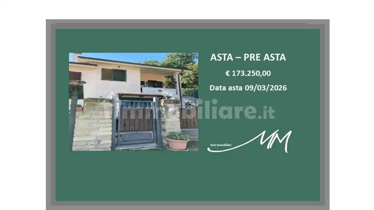 Villa in vendita a Fiumicino