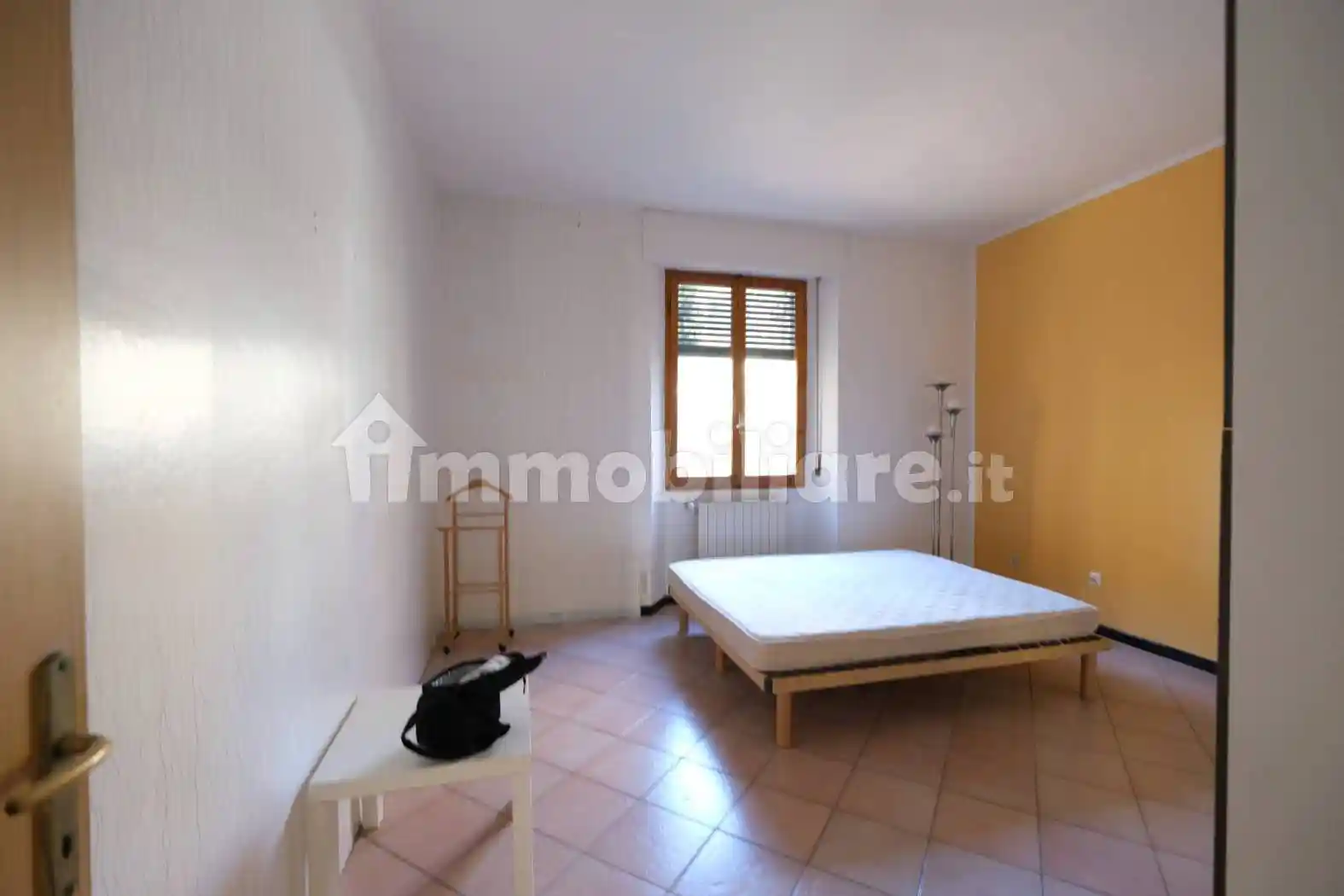 Palazzo - Edificio in Affitto - foto 4