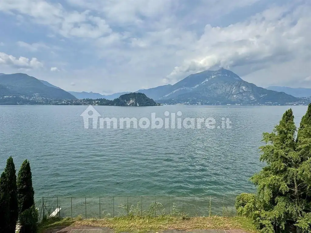 Appartamento in affitto a Varenna