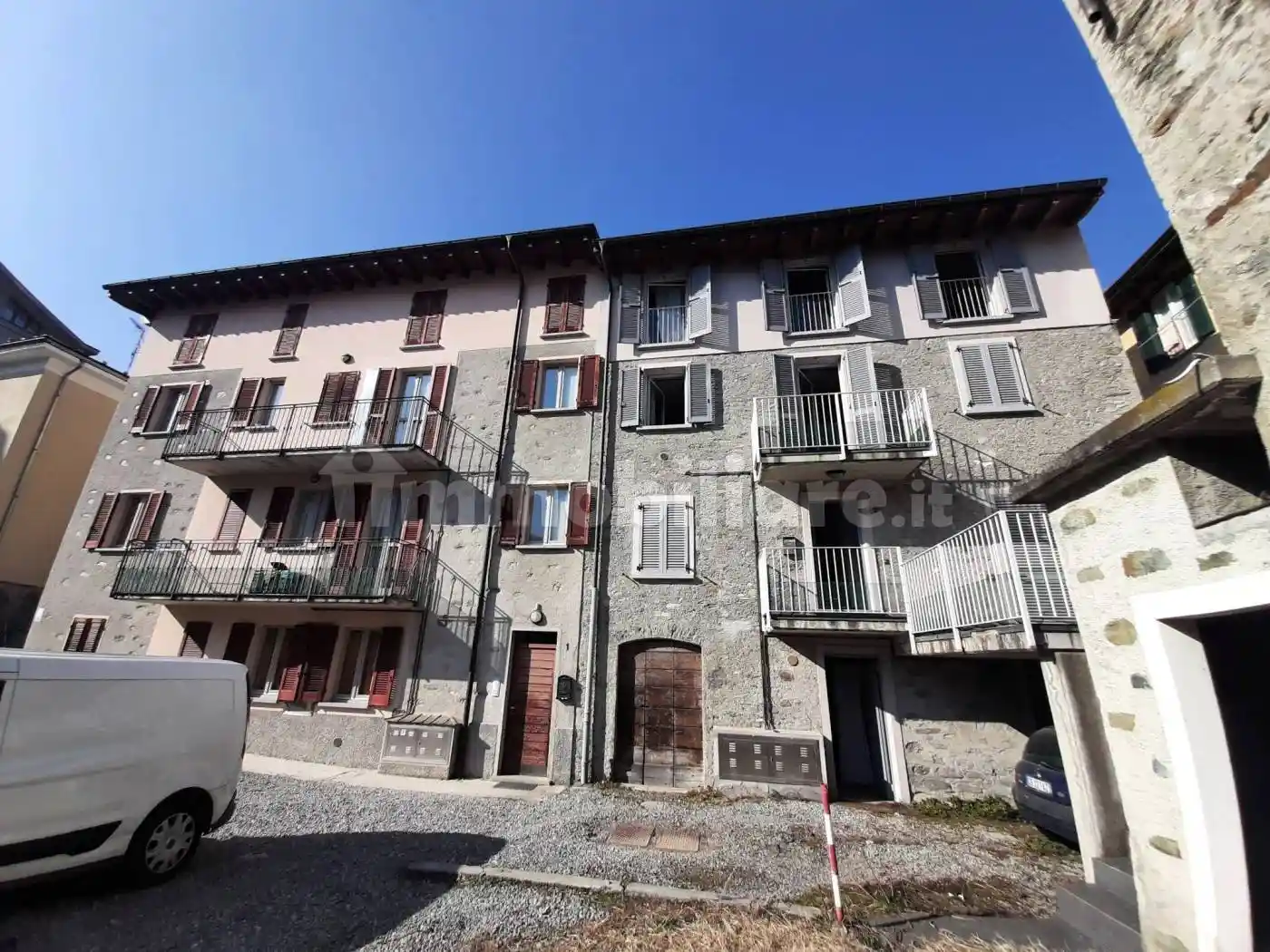 Casa indipendente in vendita a Sondrio