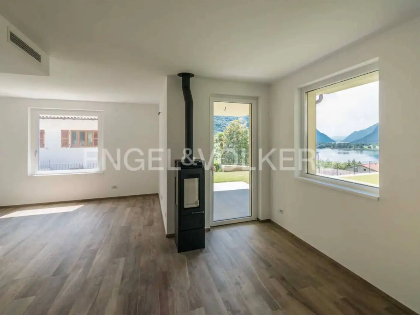 Villa unifamiliare, ottimo stato, 262 m², Centro, Carlazzo - foto 3