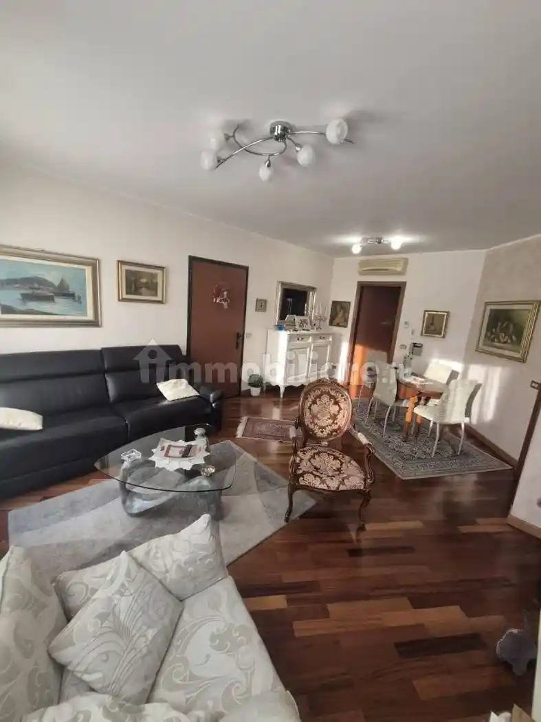 Trilocale via Carlo Cicogna Mozzoni, Affori, Milano - foto 2