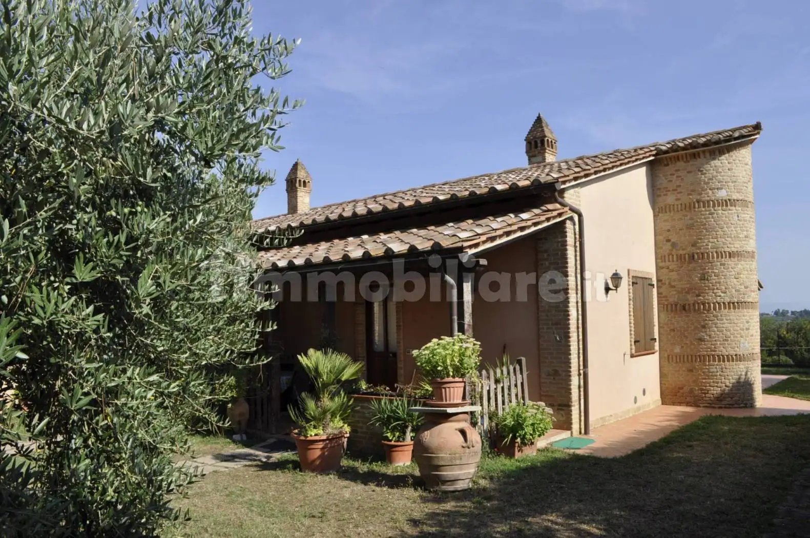 Rustico - Casale in vendita a Castiglione del Lago