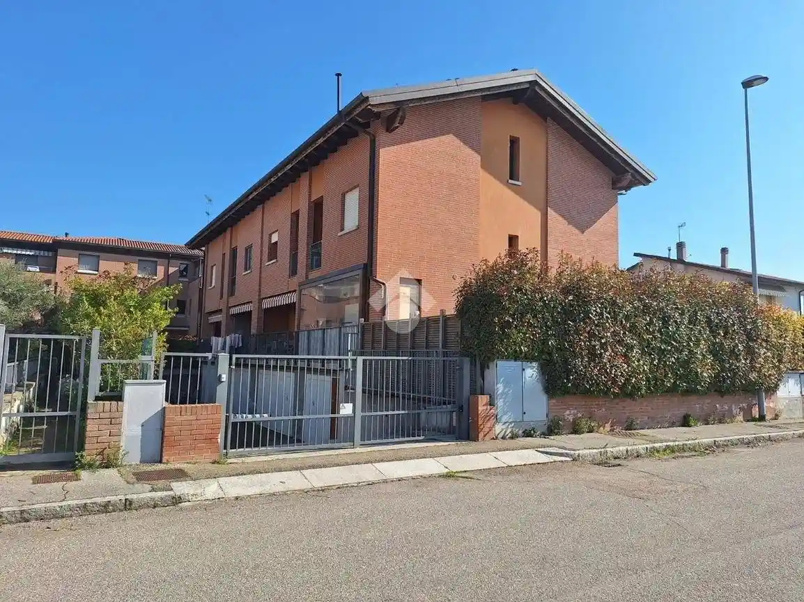 Villetta a schiera - foto 2