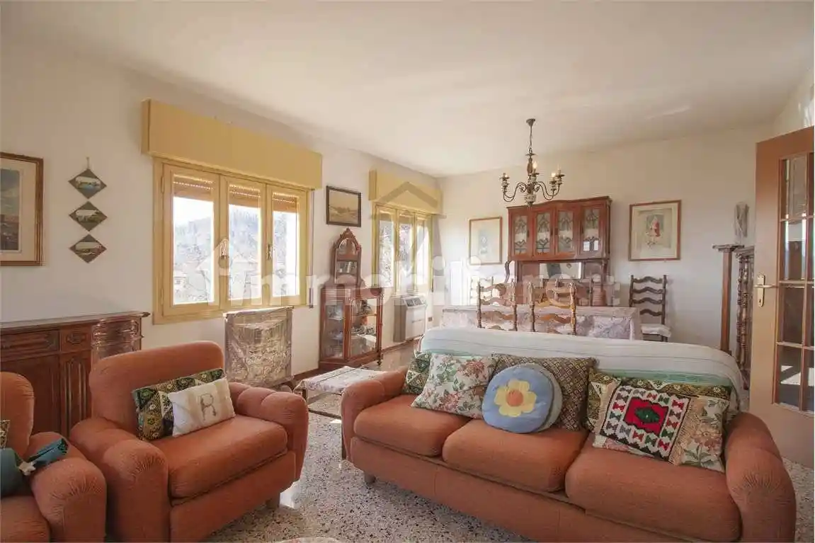 Casa indipendente in vendita a Viano