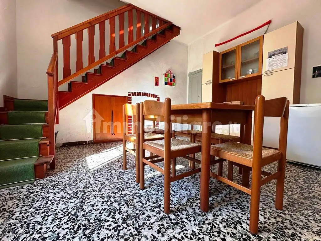 Trilocale buono stato, su più livelli, Caglio - foto 3