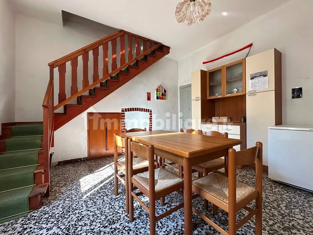 Trilocale buono stato, su più livelli, Caglio - foto 4